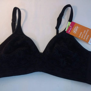 Warner's Daisy Lace Wire Free Bra 34B Style #2009